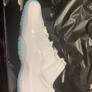 Air Jordan 11 retro low